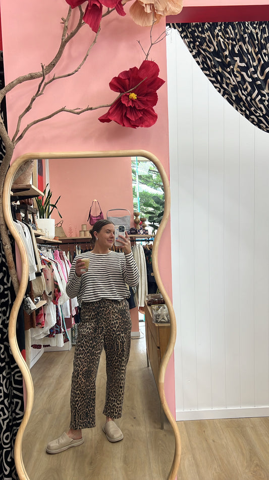 Leo Barrel Jeans | Leopard